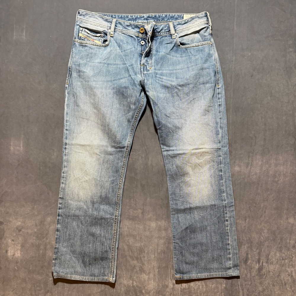 Diesel Zatiny Jeans Men 38 Bootcut Light Wash 008GW Italian Denim Fits 38x30